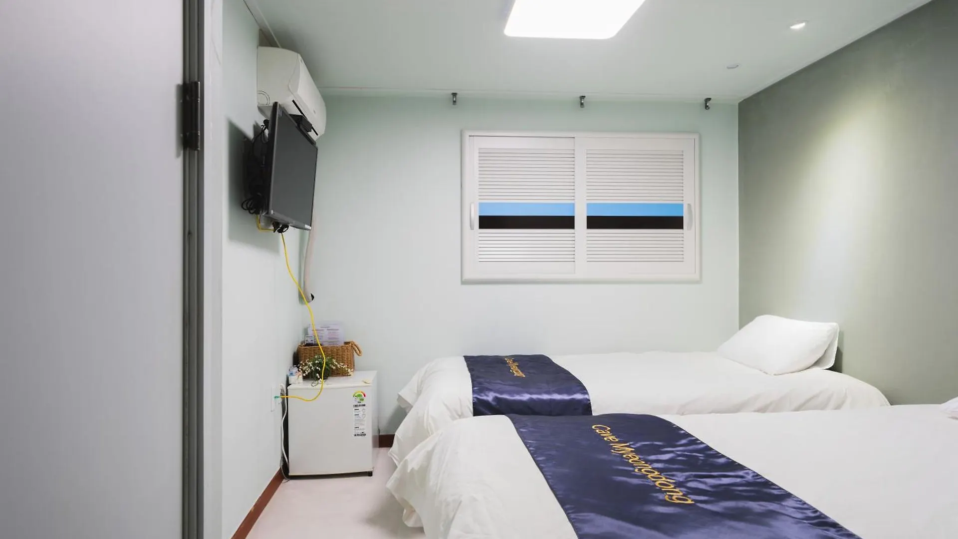 Cave Myeongdong Hostel Seoul