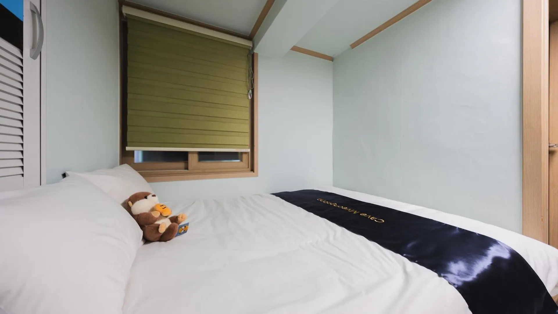 Cave Myeongdong Hostel Seoul