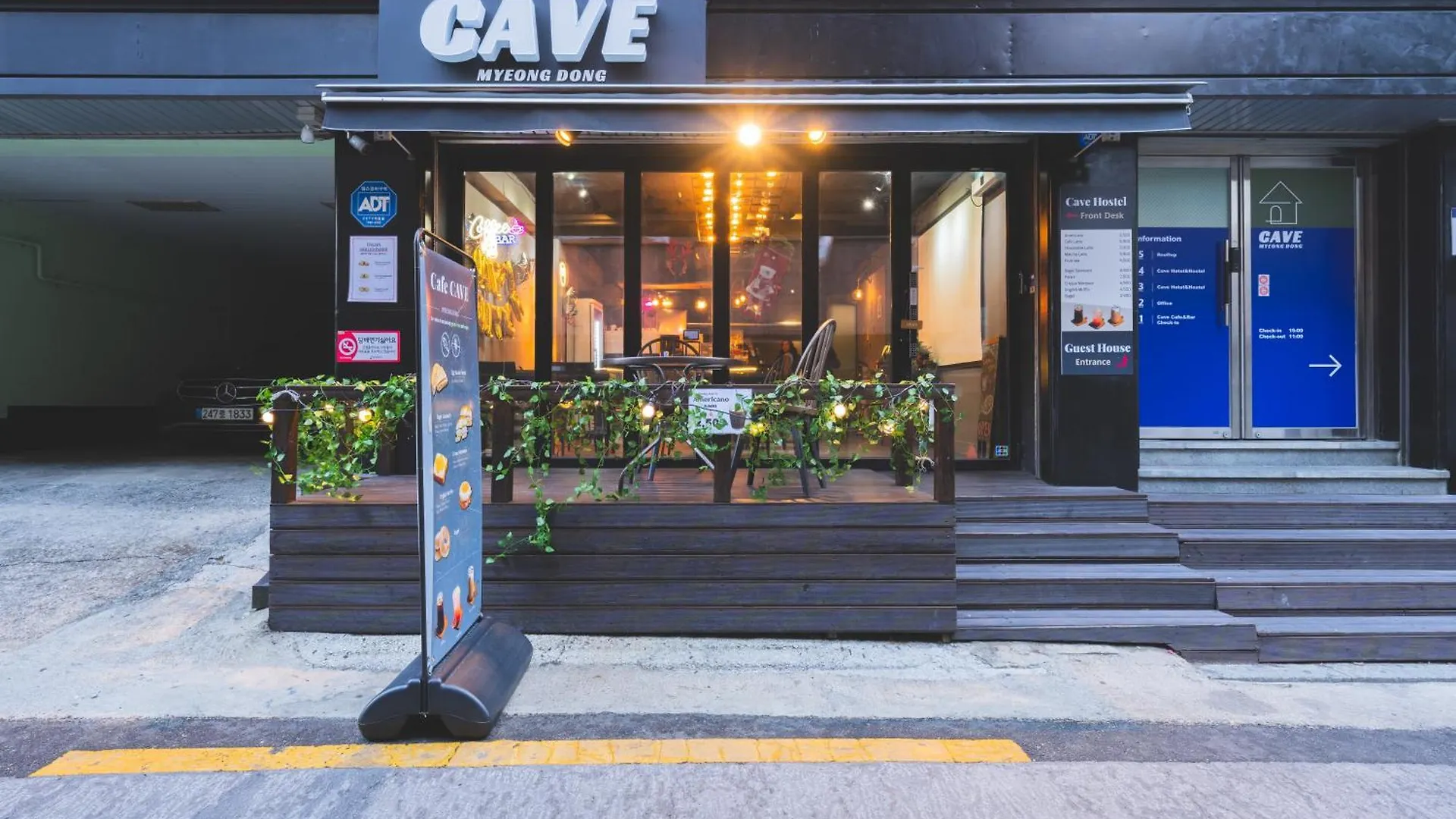 Cave Myeongdong Hostel Seoul