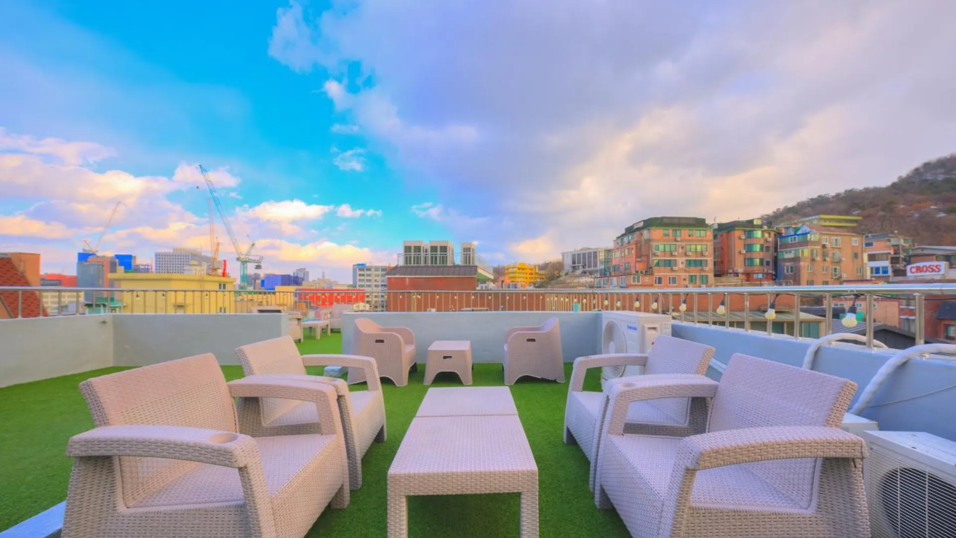 Cave Myeongdong Hostel Seoul South Korea