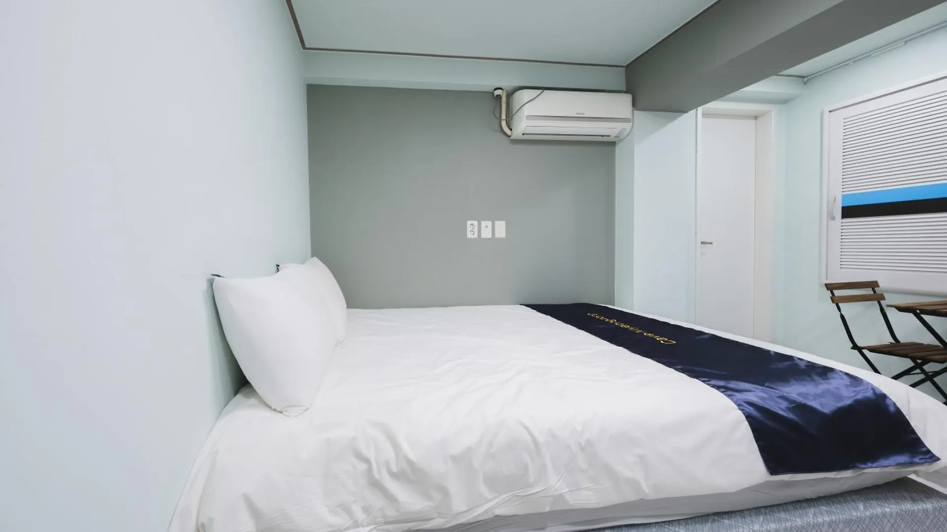 Cave Myeongdong Hostel Seoul