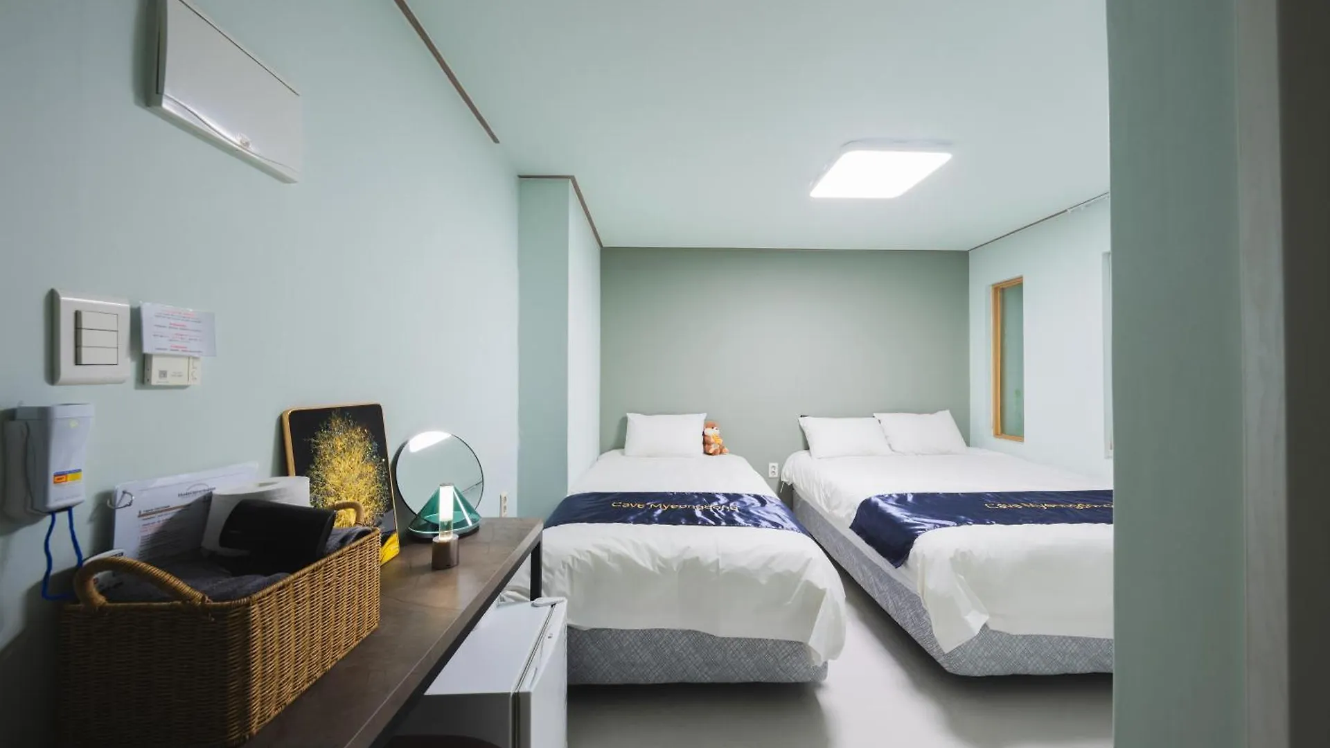 Cave Myeongdong Hostel Seoul 0*,